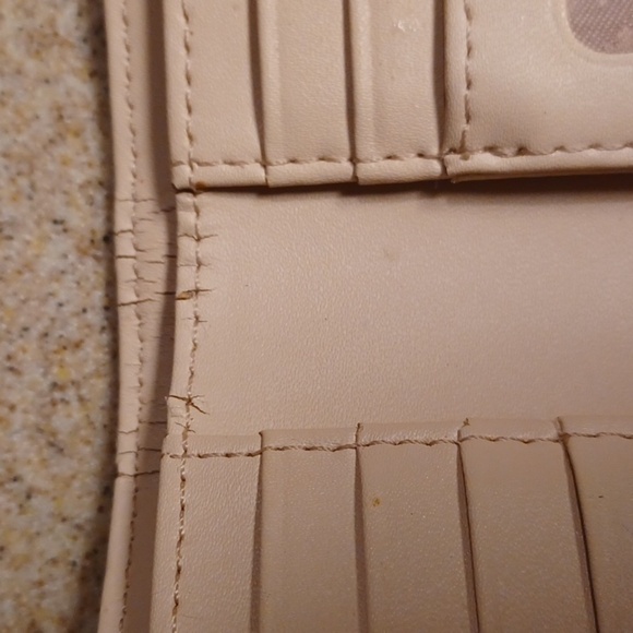 🐾Kate Spade Cream Women's Wallet🎉 - Picture 7 of 12